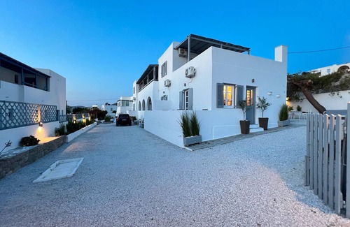 Paros Apartment | Studio 'Aeolian Blu 2' with Sea View, Wi-Fi and Air Conditioning