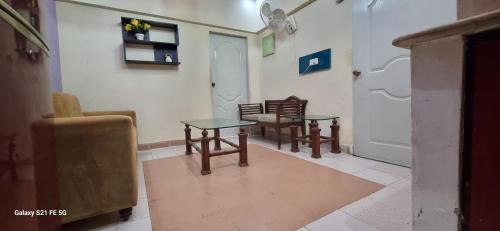 Karachi Apartment | Studio Apartment with kitchen