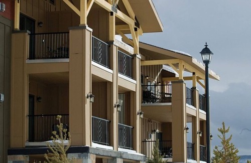 West Yellowstone Condo | Studio Apt in resort setting to explore the beauty of Yellowstone