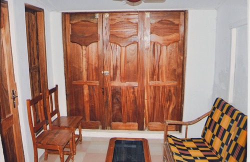 Lome Apartment | STUDIO ATIKOUME : Pretty house lomé-centre ville