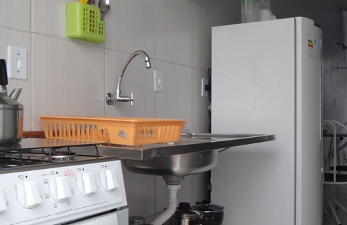 Castelo Branco Apartment | STUDIO C/AR INTERNET - BRUNO KLEMTZ