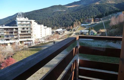 Prapoutel Apartment | Studio Cabine au Pied des Pistes avec Balcon Est - 4 Couchages, TV, Cuisine équipée, Casier à Ski - FR-1-771-69