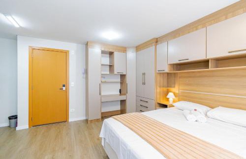 Sao Francisco Apartment | Studio com Vaga no Edifício Trajano - TRA0401