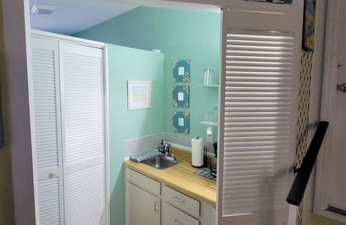 Garden City Apartment | Studio - First level