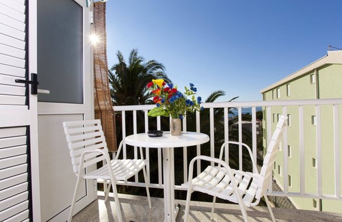 Promajna Apartment | Studio flat with balcony Promajna, Makarska (AS-23179-a)