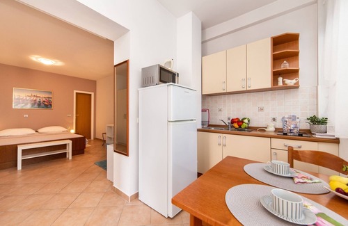 Baska Voda Apartment | Studio flat with terrace Baška Voda, Makarska (AS-6707-a)