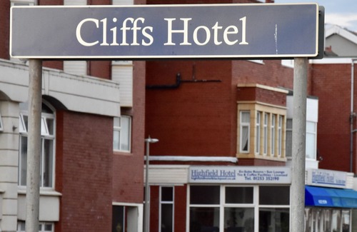 North Shore Apartment | Studio for 2 (ground floor) in fashionable North Shore