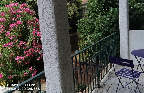 Amelie-les-Bains-Palalda Apartment | Studio Agréable et Confortable, Terrasse, Climatisation, Wi fi, Télé