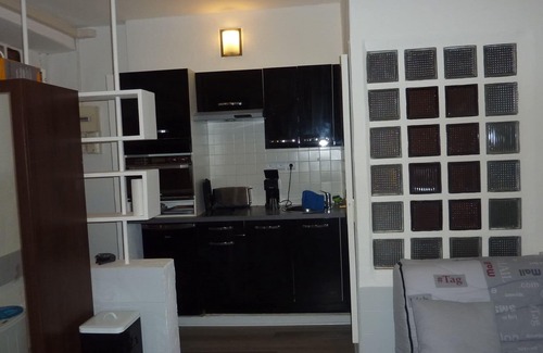 Amelie-les-Bains-Palalda Apartment | Studio Agréable et Confortable, Terrasse, Climatisation, Wi fi, Télé