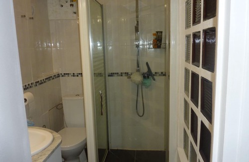 Amelie-les-Bains-Palalda Apartment | Studio Agréable et Confortable, Terrasse, Climatisation, Wi fi, Télé