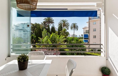 Puerto Banus Apartment | Studio in Medina Garden for 2 people | 212