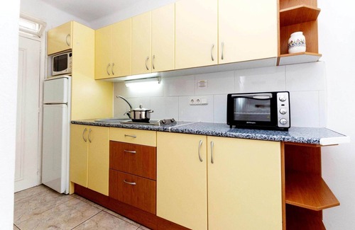 Santa Margarida Apartment | Studio in Roses near Santa Margarita Beach