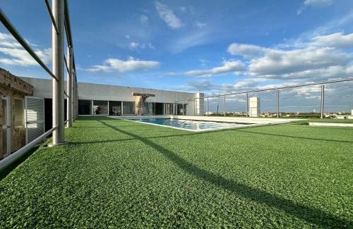 Cali Apartment | Studio in the Flora jacuzzi406