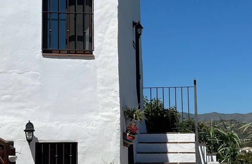 Benamocarra Apartment | Studio Marome - Spacious studio with private terrace and panoramic views