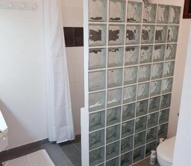 Remire Montjoly Apartment | studio meublé Montjoly avec accès piscine