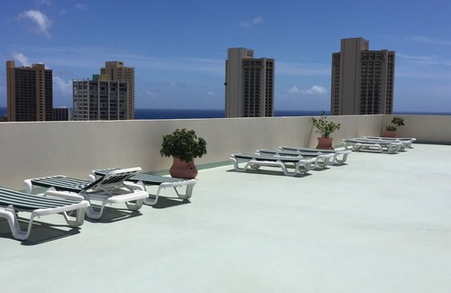 Waikiki Condo | Studio on 19th Floor. Diamond Head & Ocean Views