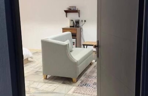 Western Province Apartment | Studio overlooking pool amid flowering and quiet