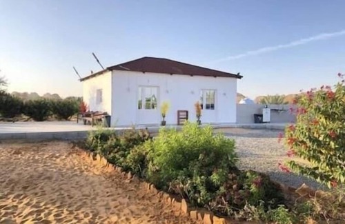 Western Province Apartment | Studio overlooking pool amid flowering and quiet