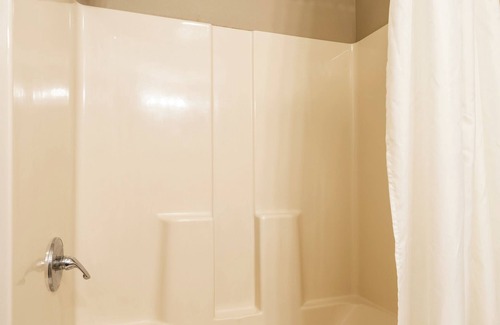 Rockwell Hotel | Studio Suite, 2 Queen Beds, Lake View, Ground Floor