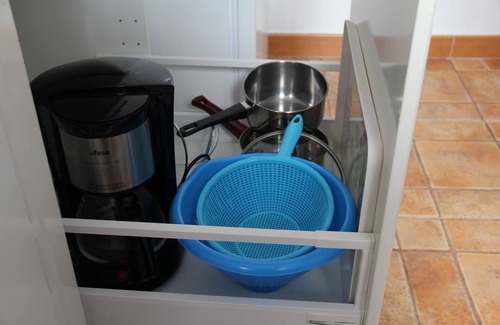 Cullar Vega Cabin | Studio Tropical