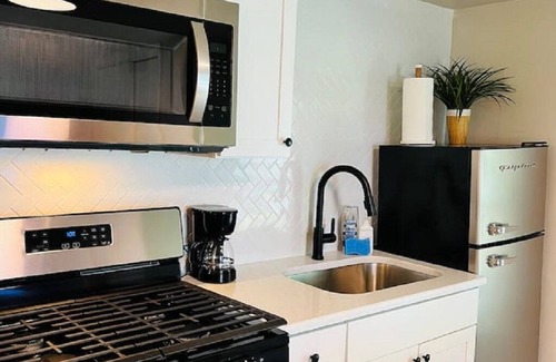 Kouts Apartment | Studio Unit in Kouts/Valparaiso