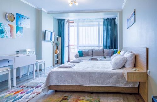 Shkorpilovtsi Apartment | Studio Wave 35