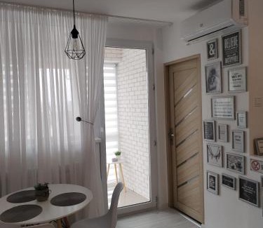 Craiova Apartment | Studio White City Craiova
