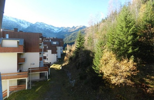 Le Pleynet Apartment | Studio with cabin near slopes, balcony, ski locker, free parking