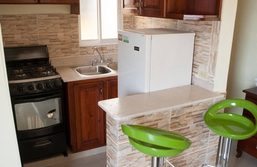 Corales del Sur Apartment | Studio with Full kitchennette Close to Las Americas Airport & City Center