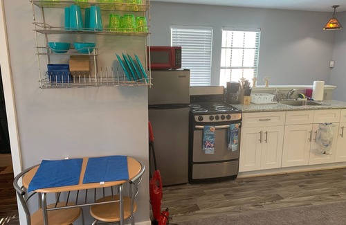 Jersey Village Apartment | Studio with monthly discount with Kitchen, wifi Washer-dryer in a quiet location