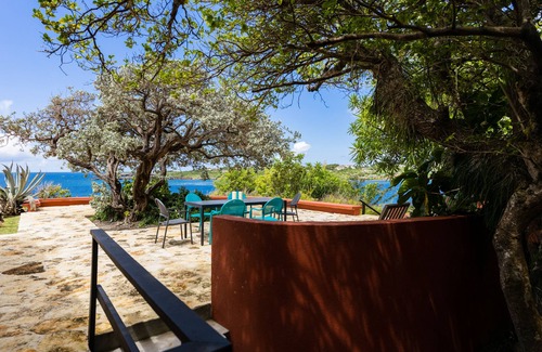 Arawak Hill Villa | Stunning Clifftop Villa with Infinity Pool