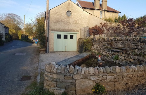 Yealand Redmayne Cottage | Stunning 1-bed Cottage Close to Lakedistrict