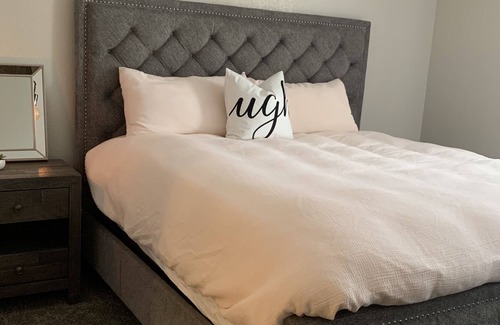 McCormick Ranch Condo | Stunning 2 BR Condo in the heart of McCormick Ranch Scottsdale