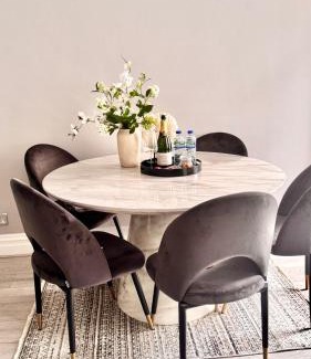 Chelsea Riverside Apartment | Stunning 2BR in the heart of chelsea