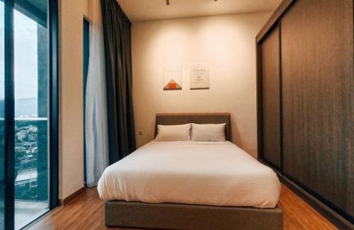 George Town Apartment | Stunning 2BR with Infinity Pool & City Views