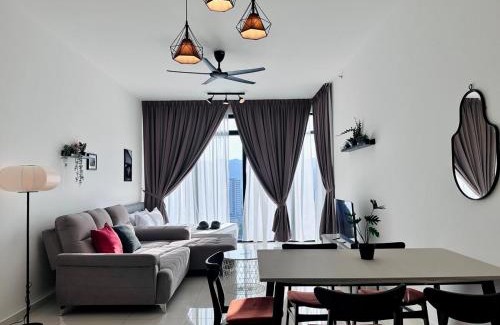 George Town Apartment | Stunning 2BR with Infinity Pool & City Views