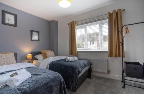 Skegby House | Stunning 3 bed House - Nr Kings Mill Hospital - 2 Parking Spaces, Wifi & Garden