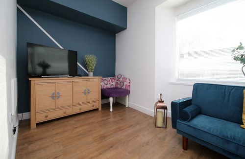 Castle Apartment | Stunning 4 Bedroom Flat near City Centre