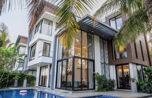 Grand Morrod Villa | Stunning 5BHK Luxury Villa with Private Pool, Jacuzzi & Lift A1