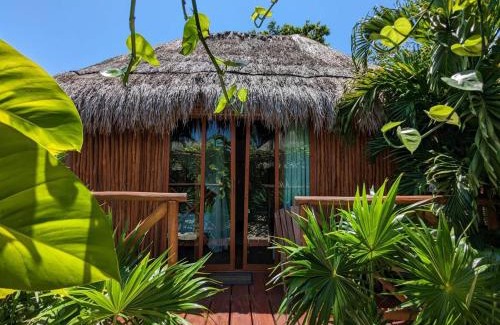 Tulum City Center Apartment | Stunning 6 Private Villas & PH/Wifi/AC/Pool/Gym.