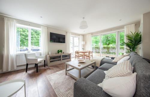 Lucan Apartment | Stunning and modern 2 bedroom apartment in Lucan