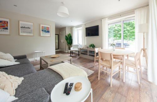 Lucan Apartment | Stunning and modern 2 bedroom apartment in Lucan