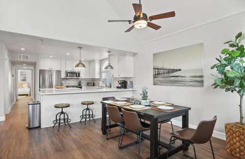 South Mission Beach House | Stunning Beach Home with Fireplace, Fast WiFi, Grill & Outdoor Seating!