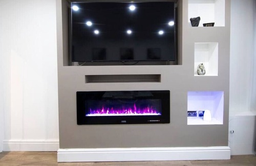 Bolton Apartment | Stunning Bolton Abode - Pool Table