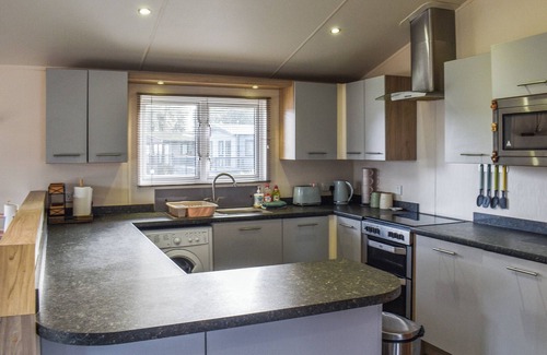 Lowestoft Cottage | Stunning Cliff Top Cottage - UK48809