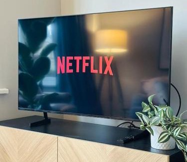 Whitley Bay House | Stunning Coastal Retreat Whitley Bay Sleeps 9