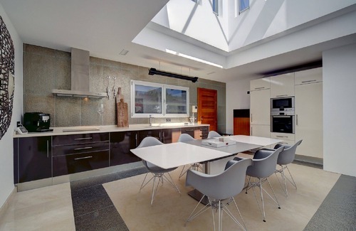 Urbanizacion el Rosario Villa | Stunning Contemporary Villa next to Golf Resort