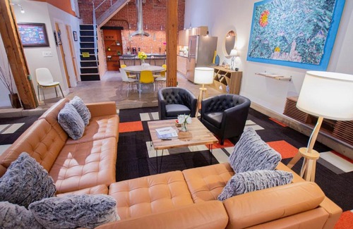 Cole House | Stunning Denver Art Loft RiNo Near Mission Ball Room