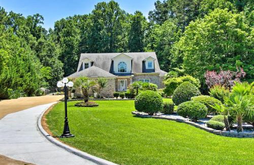 Duluth House | Stunning Duluth Family House with Fireplace and Patio!