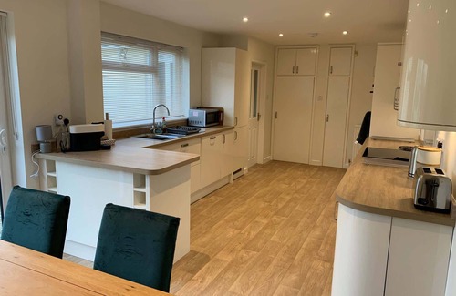 South Petherton House | Stunning Home in Large Gardens